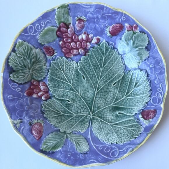 Wedgwood Majolica Grape Strawberry Leaf Pattern Plate 9" Antique 19th Century - Picture 1 of 6